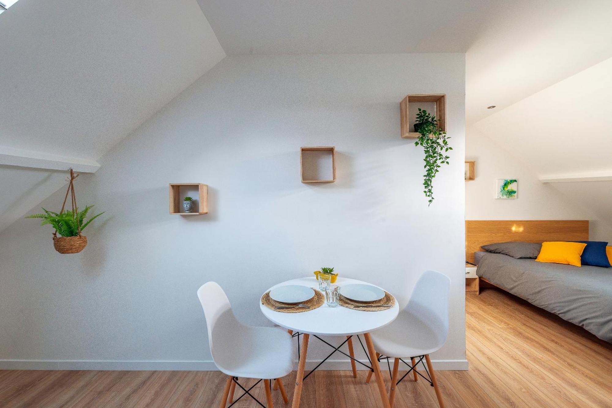 Malaka Home Anzin Eksteriør bilde