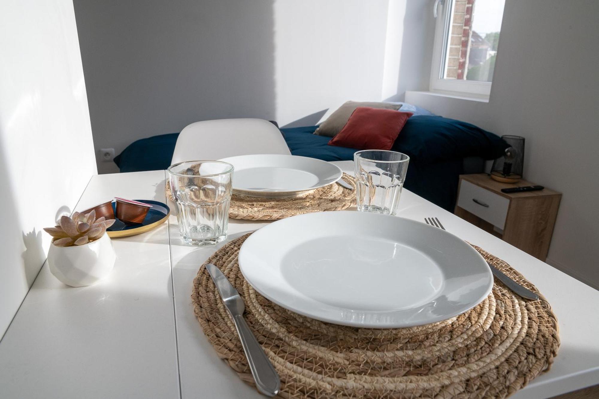 Malaka Home Anzin Eksteriør bilde